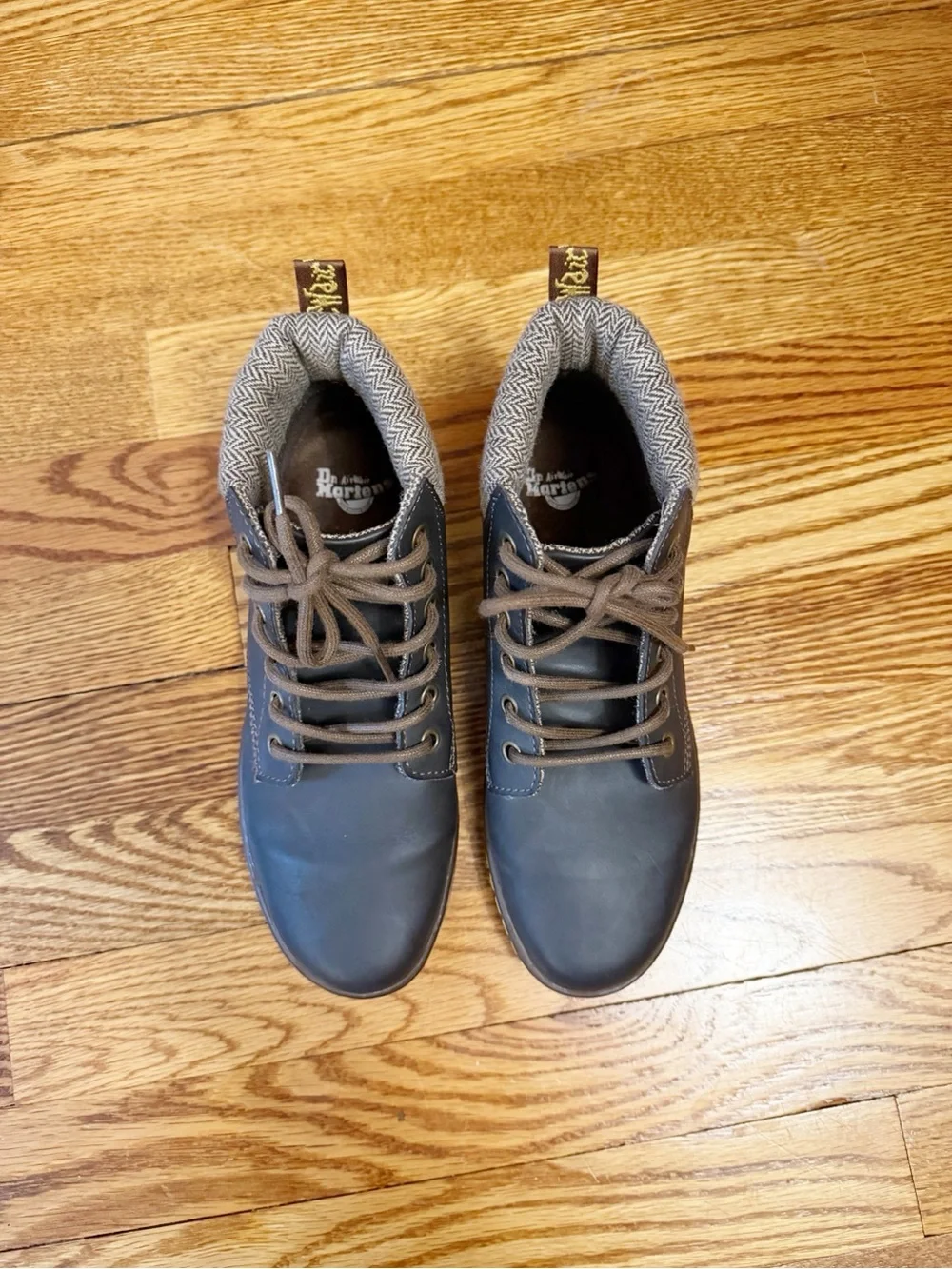 Dr. Doc Martens Maelly Boots Size 7 US Padded Ankle Brown Herringbone Airwair